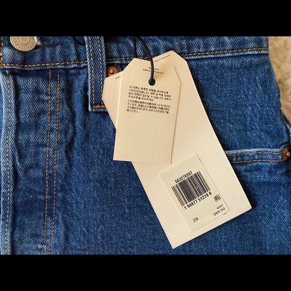 Levi’s 501 High Rise Jean Shorts - Picture 4 of 8